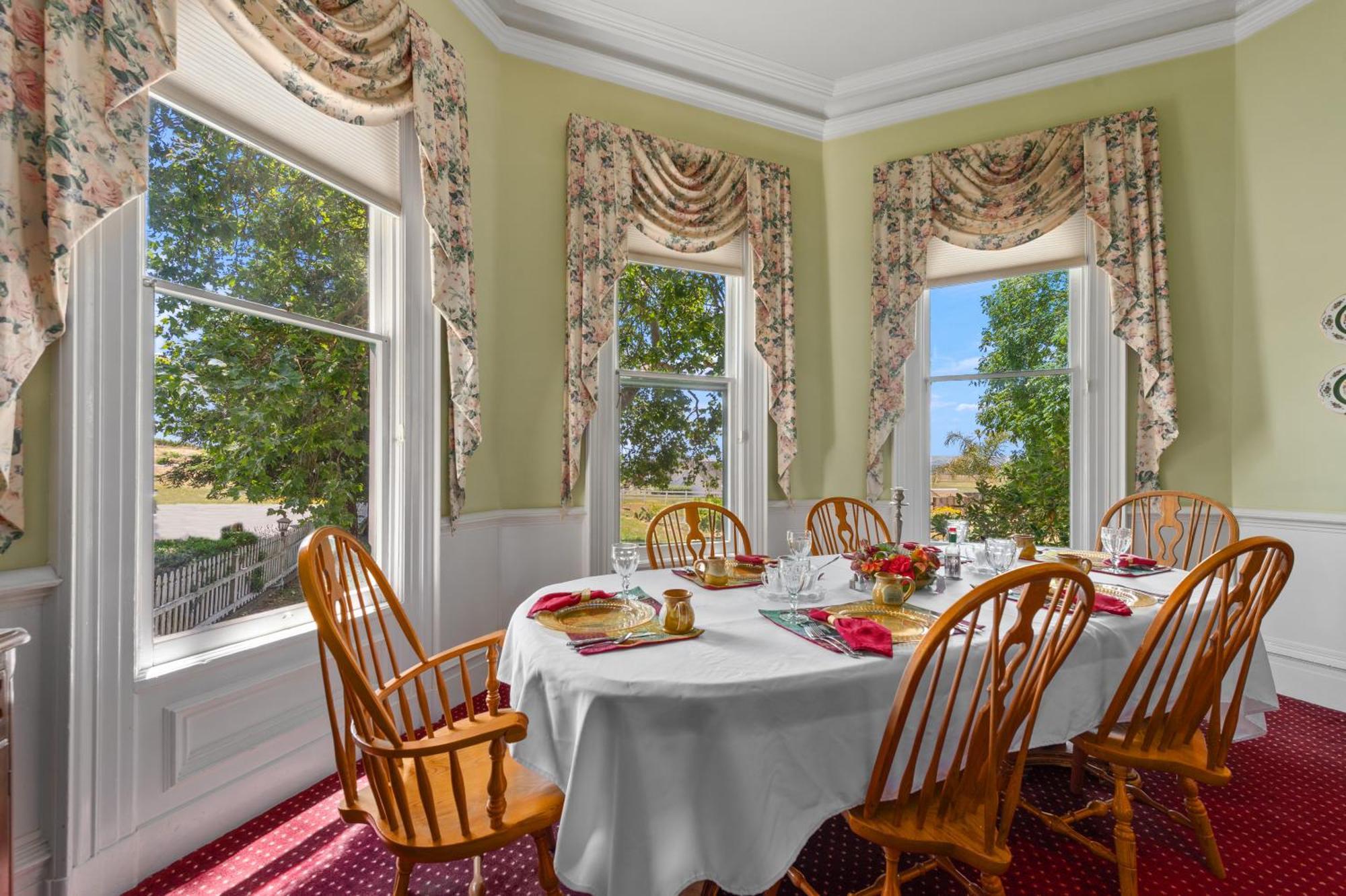 The Gables Wine Country Inn Santa Rosa Esterno foto